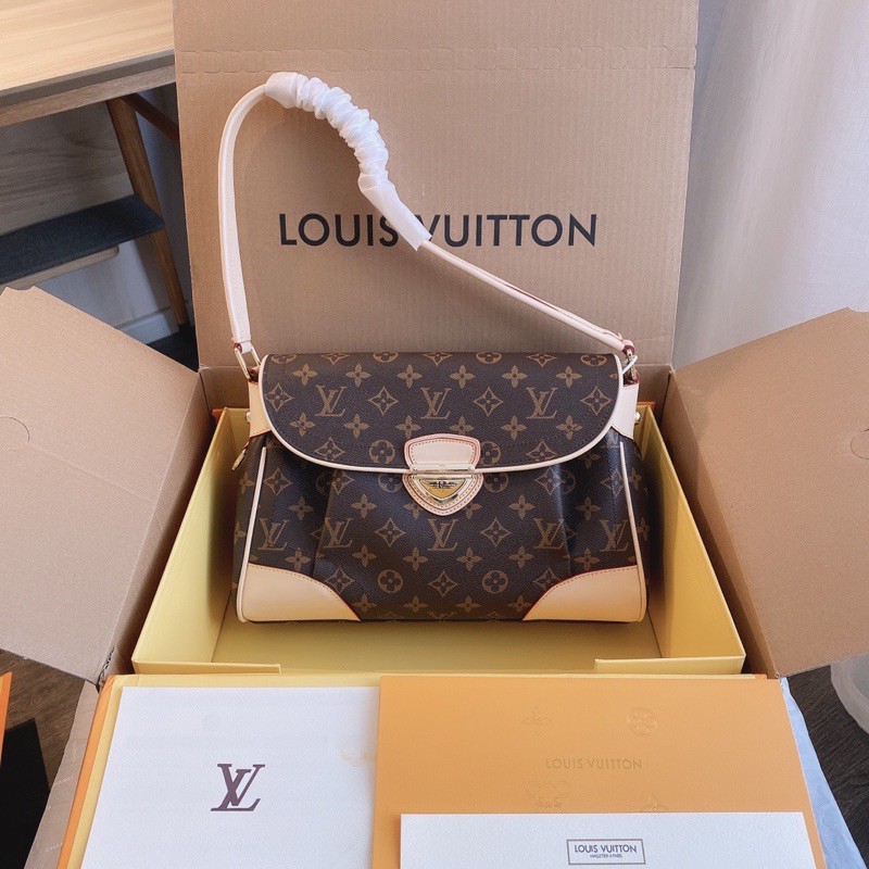 Túi kẹp nách Louis Vuitton LV bản mới siêu hot thumbnail