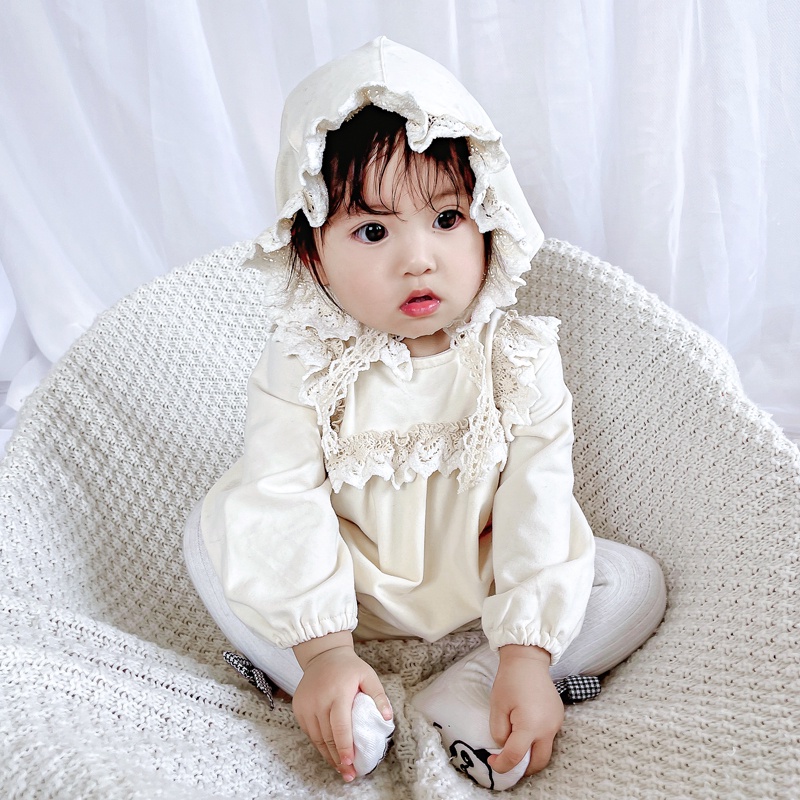 Bộ áo liền quần tay dài chất liệu cotton phối ren kèm mũ dành cho bé gái 0-2 tuổi