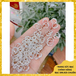 Khuyên bi bạc dễ thương cho bé