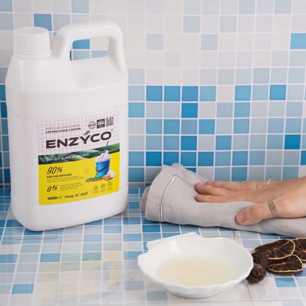 Combo Nước Lau Sàn, Nước Lau Đa Năng, Nước Tẩy Bồn Cầu Sinh Học ENZYCO Từ Dứa Và Bồ Hòn An Toàn Dishwashing liquid