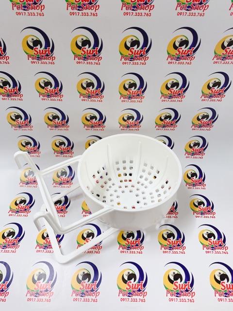 Tổ đẻ nhựa gắn trong