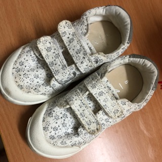 Thanh lý giày Next sz8 cho bé