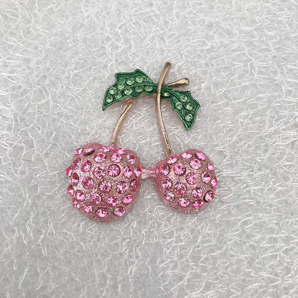 Qủa cherry , dứa, que kim đính đá trang tri