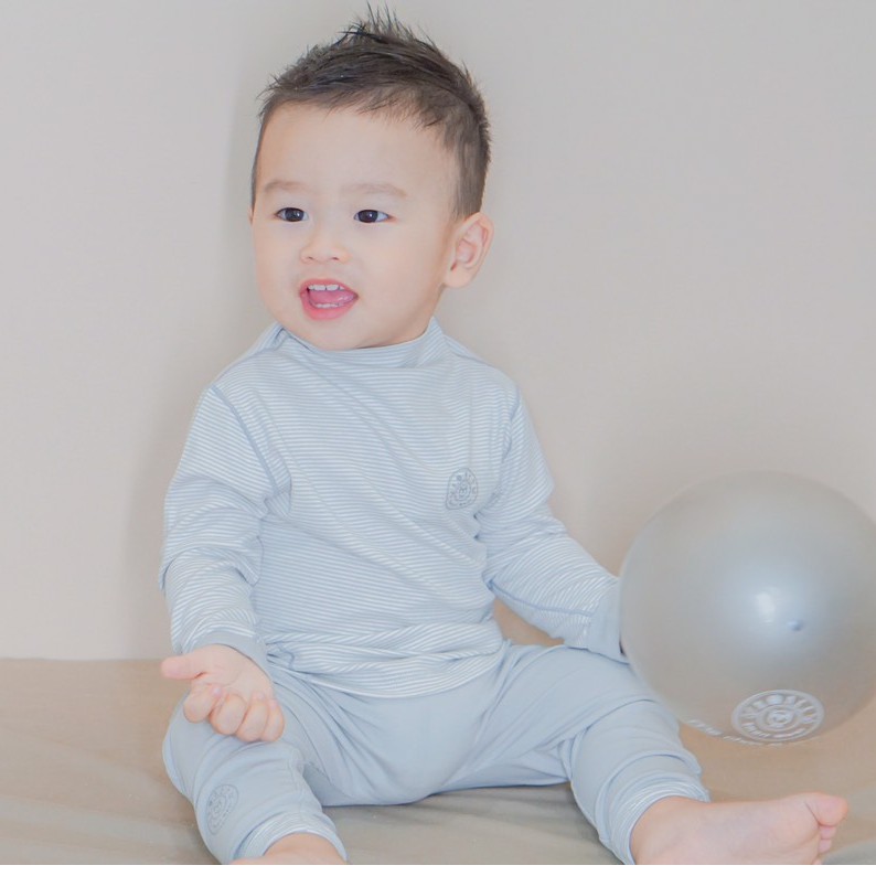 Bộ dài tay HRNEE cổ 2 phân sợi sồi Modal