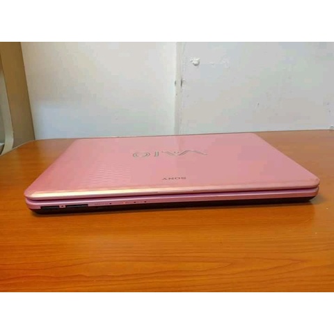 Laptop SONY VAIO PCG-61A11N