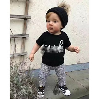 Giày Adidas cho bé