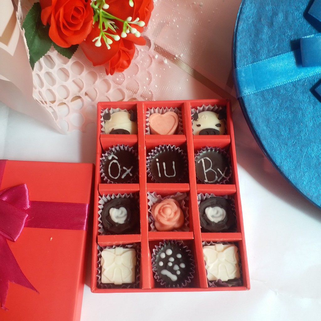 socola valentine hộp 12 viên nguyên liệu từ bỉ thơm ngon béo ngậy,socola handmade shop tự làm &chụp ảnh hàng chất lượng