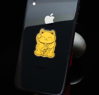 Mèo mạ vàng 24k