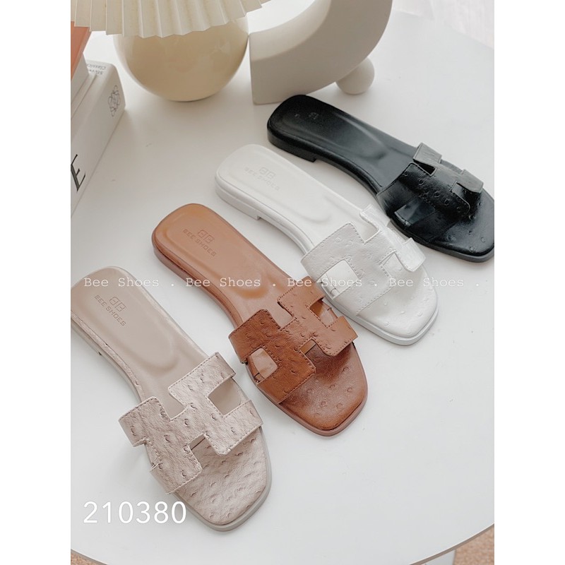BEESHOES - DÉP NỮ MŨI VUÔNG QUAI NGANG CHỮ H - DÉP NỮ MŨI VUÔNG QUAI NGANG ĐẾ BỆT SẴN MÀU ĐEN - TRẮNG - GHI - NÂU 210380