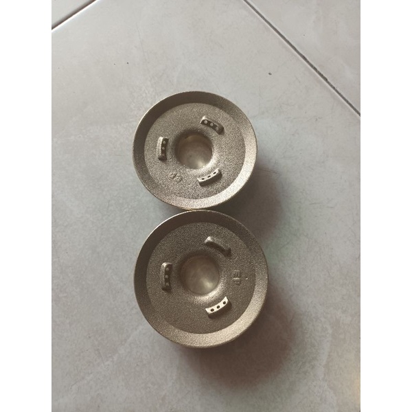 Mâm sen-đồng chia lửa bếp gas Hitachi