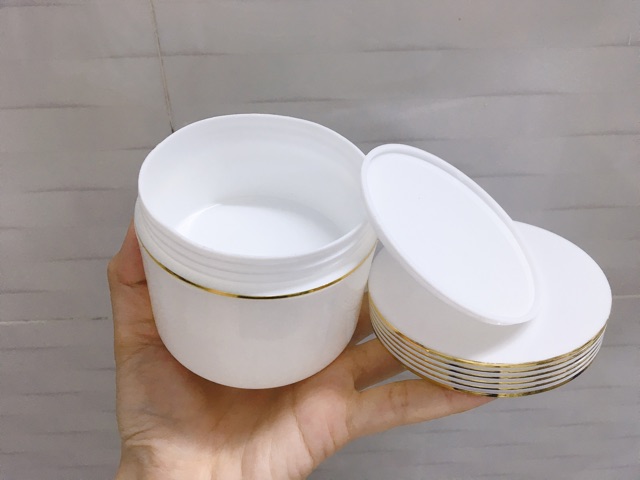 HŨ RỖNG ĐỰNG KEM BODY SỌC VÀNG 150G