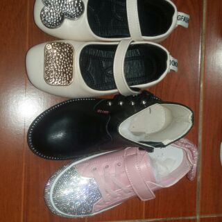 Vuông thỏ sz 28. thể thao sz 29. bôit 28