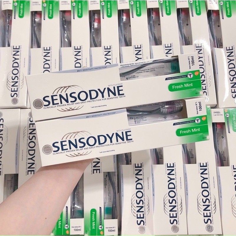 Kem Đánh Răng SENSODYNE  Gentle Whitenning - Fresh Mint- Extra fresh - tặng kèm bàn chải