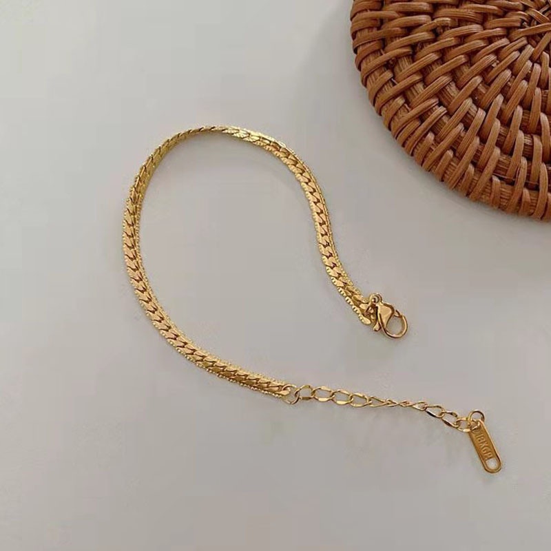 Vòng tay thép titan mạ vàng 18K đơn giản phong cách Hàn Quốc dễ phối đồ sành điệu cho nữ