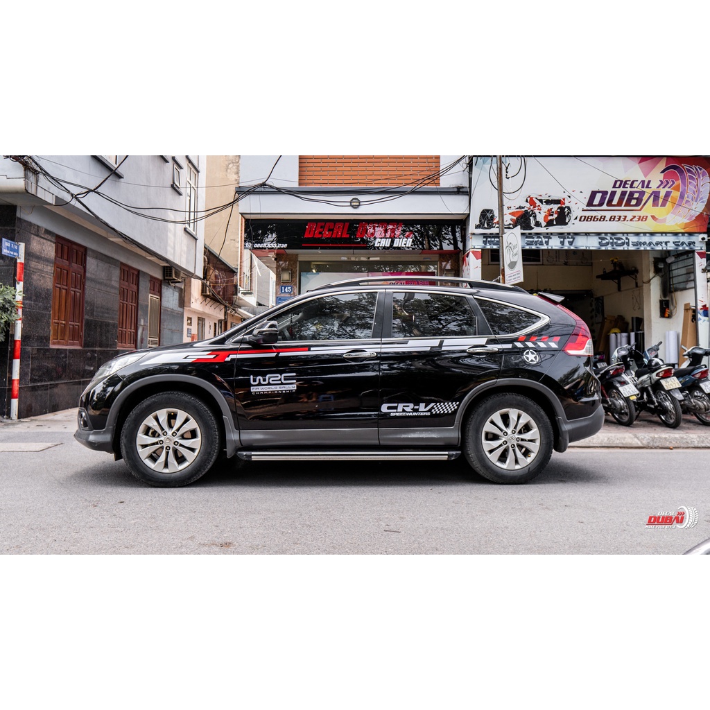 Tem trang trí tạo điểm nhấn xe Honda CRV màu đen