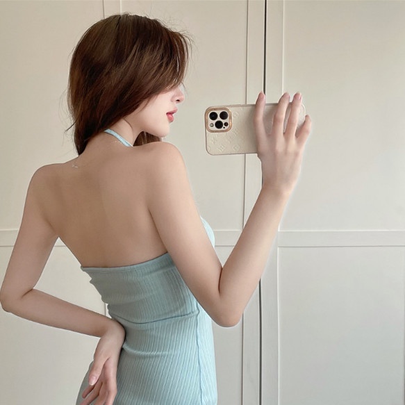 Đầm body len tăm, cổ yếm, Dáng ôm sexy, Hot Tiktok | BigBuy360 - bigbuy360.vn
