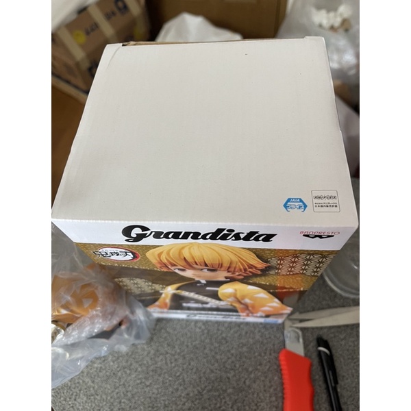 Mô hình Zenitsu Grandista -Kimetsu no yaiba Nhật Bản