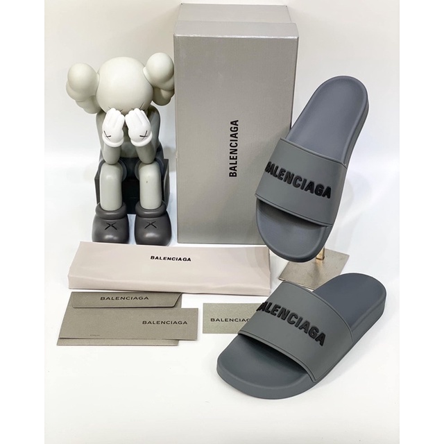 ✅CHUẨN 1:1✅ Dép quai ngang Balen Neww hàng cao cấp Fullbox sẵn 2 màu !!