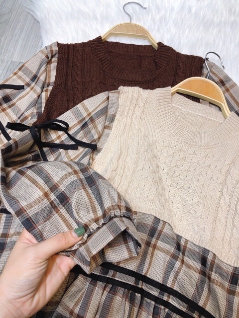 Áo babydoll kẻ pha len về sẵn nha khách , hàng qccc nên khách khỏi phải lăn tăn về chất liệu , bao đẹp y ảnh quý zị nhé.