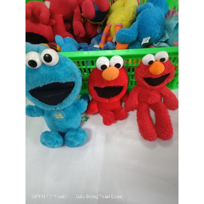 Gấu bông mắt lồi xanh đỏ