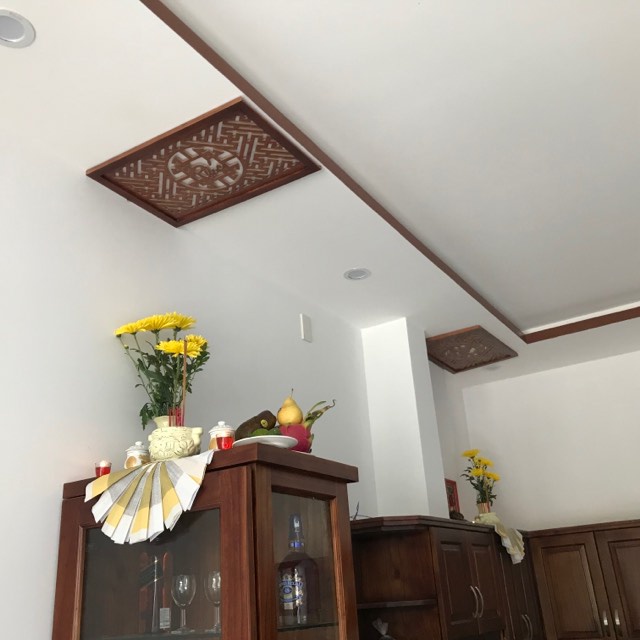 Tấm chống ám khói Ngọc Lâm 41x61 chữ Vạn