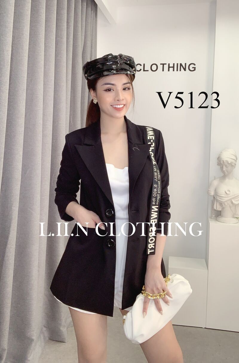 Áo vest nữ dáng dài Linbi màu đen, đủ size, mix dây chữ nổi bật thanh lịch, sang trọng Liin clothing V5123