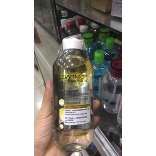 Tẩy trang Garnier Skin Active Oil Infused Micellar Cleansing Water (Màu Vàng Nắp Trắng) 400ml