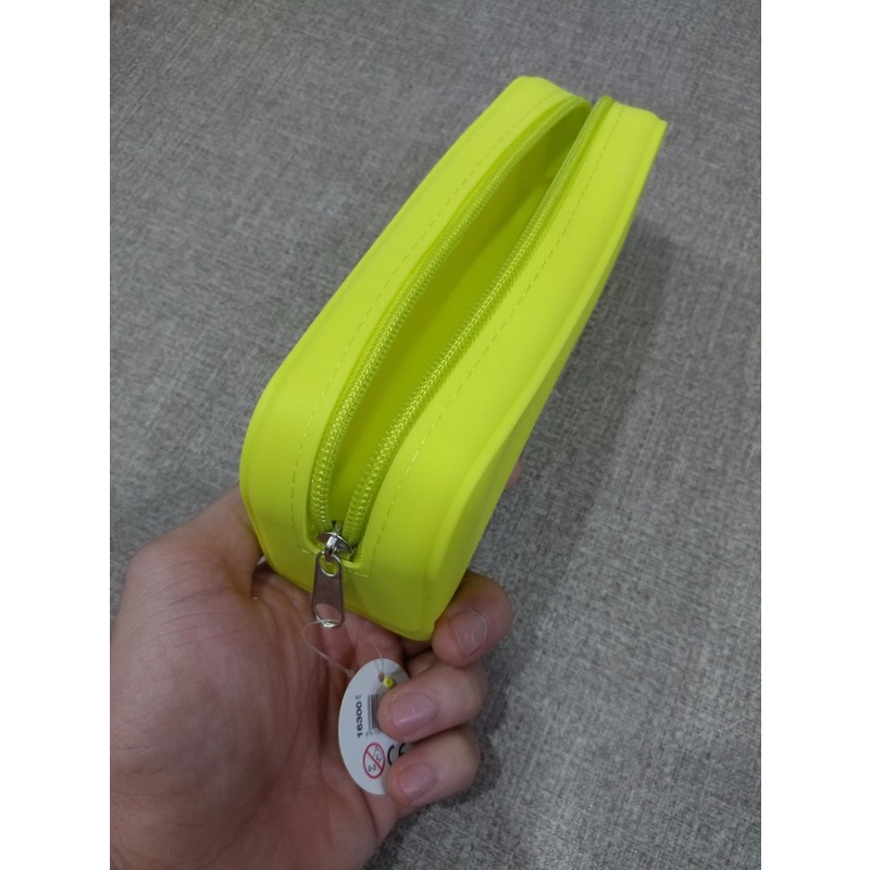 Hộp Bút Mềm Fluor - APLI 16300 - Màu Vàng - APLI