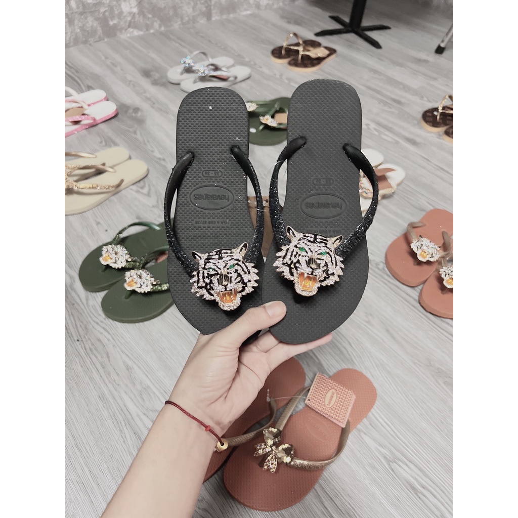 Dép kẹp nữ Havaianas chram cọp