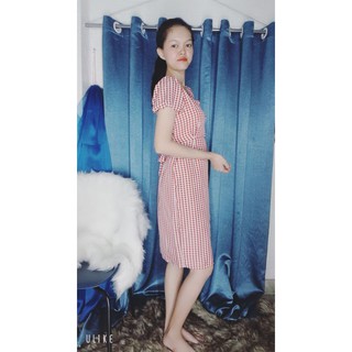 ĐẦM CARO CỔ VUÔNG NÚT BỌC