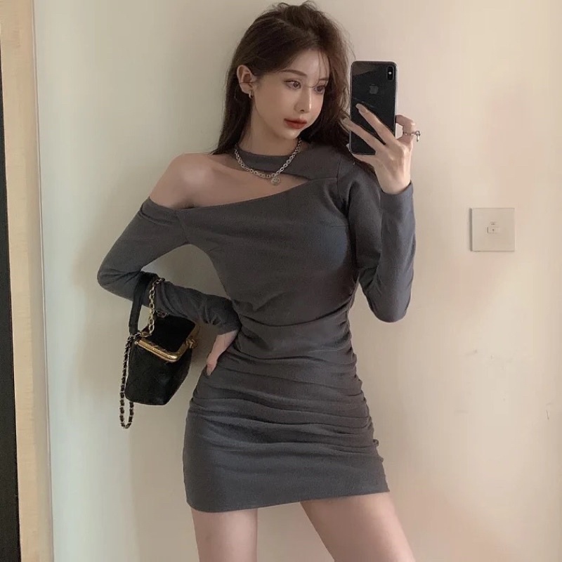 Váy body nhún hở vai