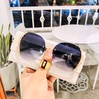 Kính ốc đá nữ đi ngày đêm