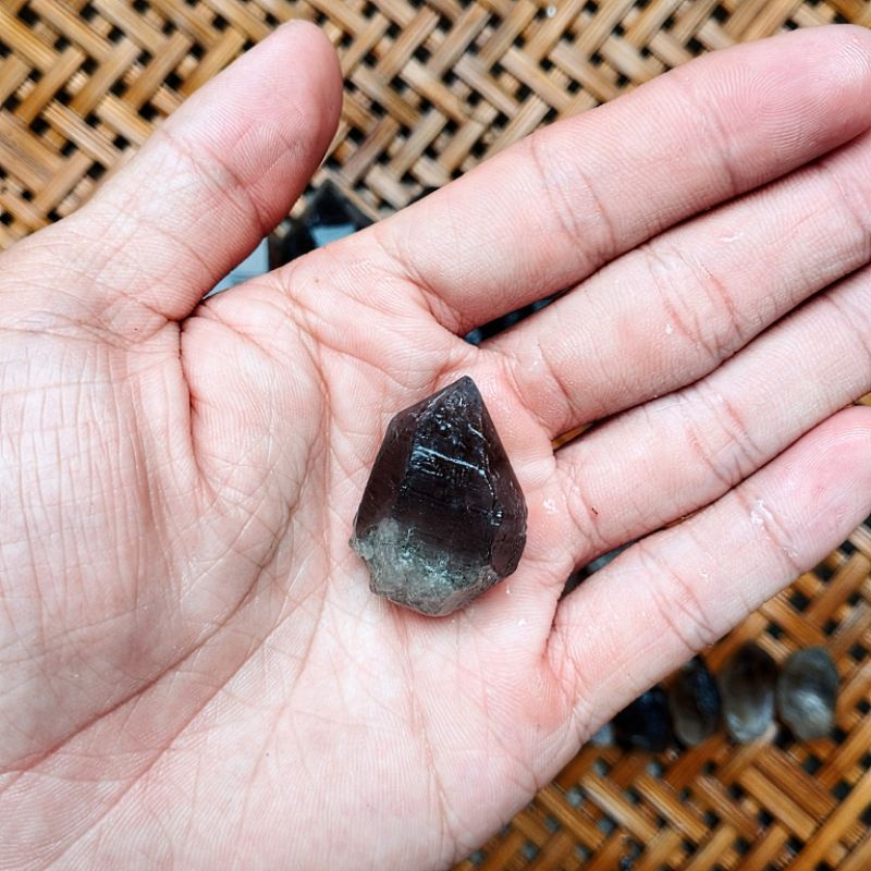 Tinh thể Smoky quartz sưu tầm, trang trí, làm handmade, thanh tẩy năng lượng tiêu cực