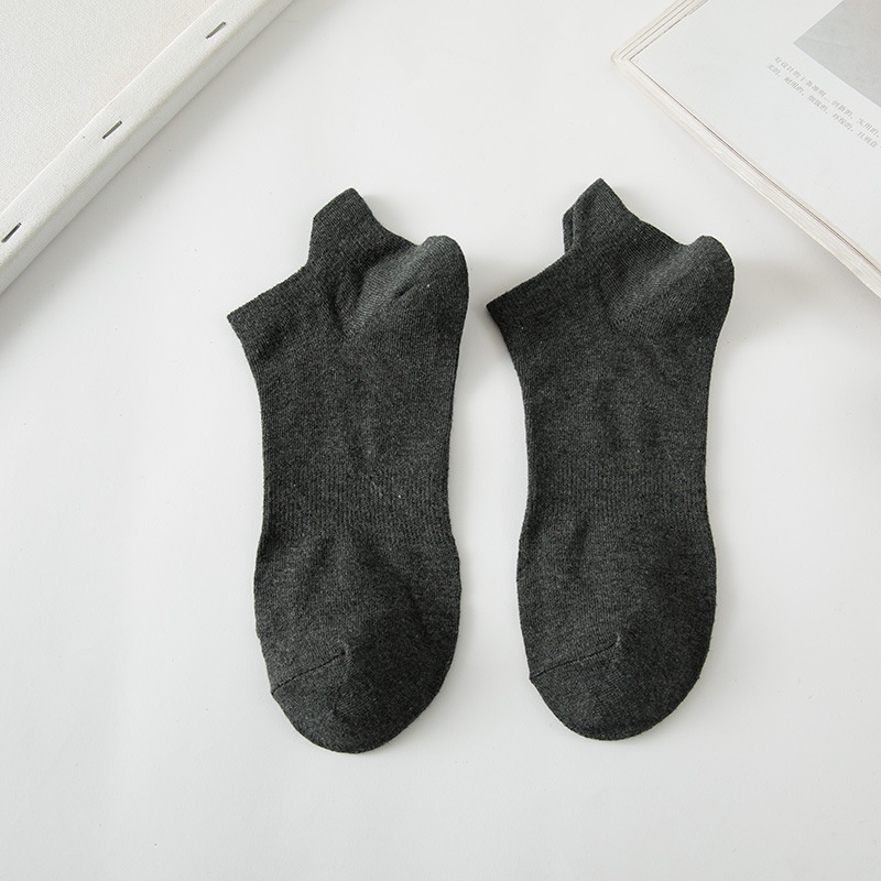 Tất nam cổ ngắn màu trơn chống tuột gót đi mùa hè chất liệu cotton thoáng mát - T039