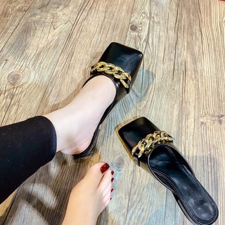 Giày sục lệ vi mũi vuông