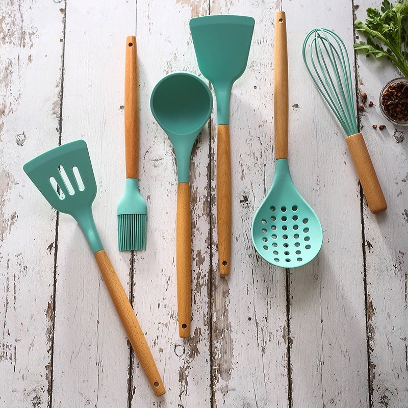 Bộ dụng cụ nhà bếp, nấu ăn làm bánh 12 món bằng silicone chịu nhiệt cao