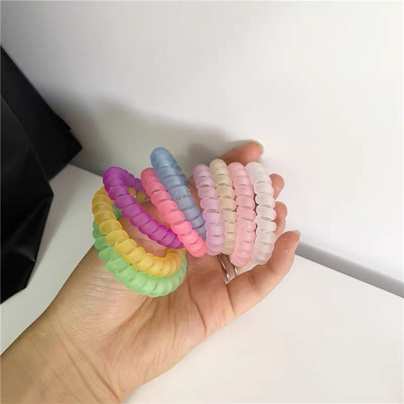 Buộc tóc lò xo mẫu mới bền đẹp