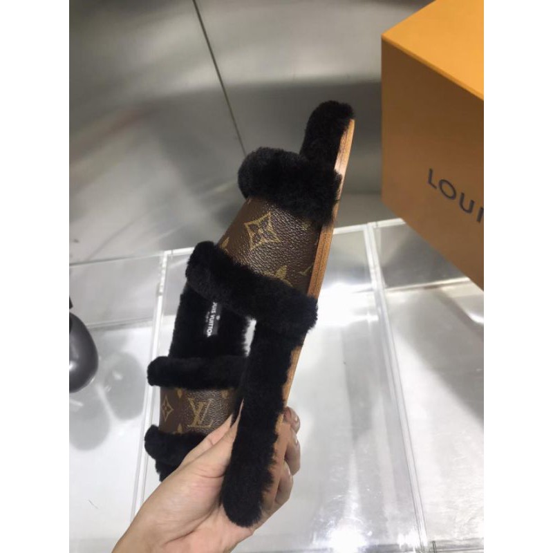 Dép Lông LV