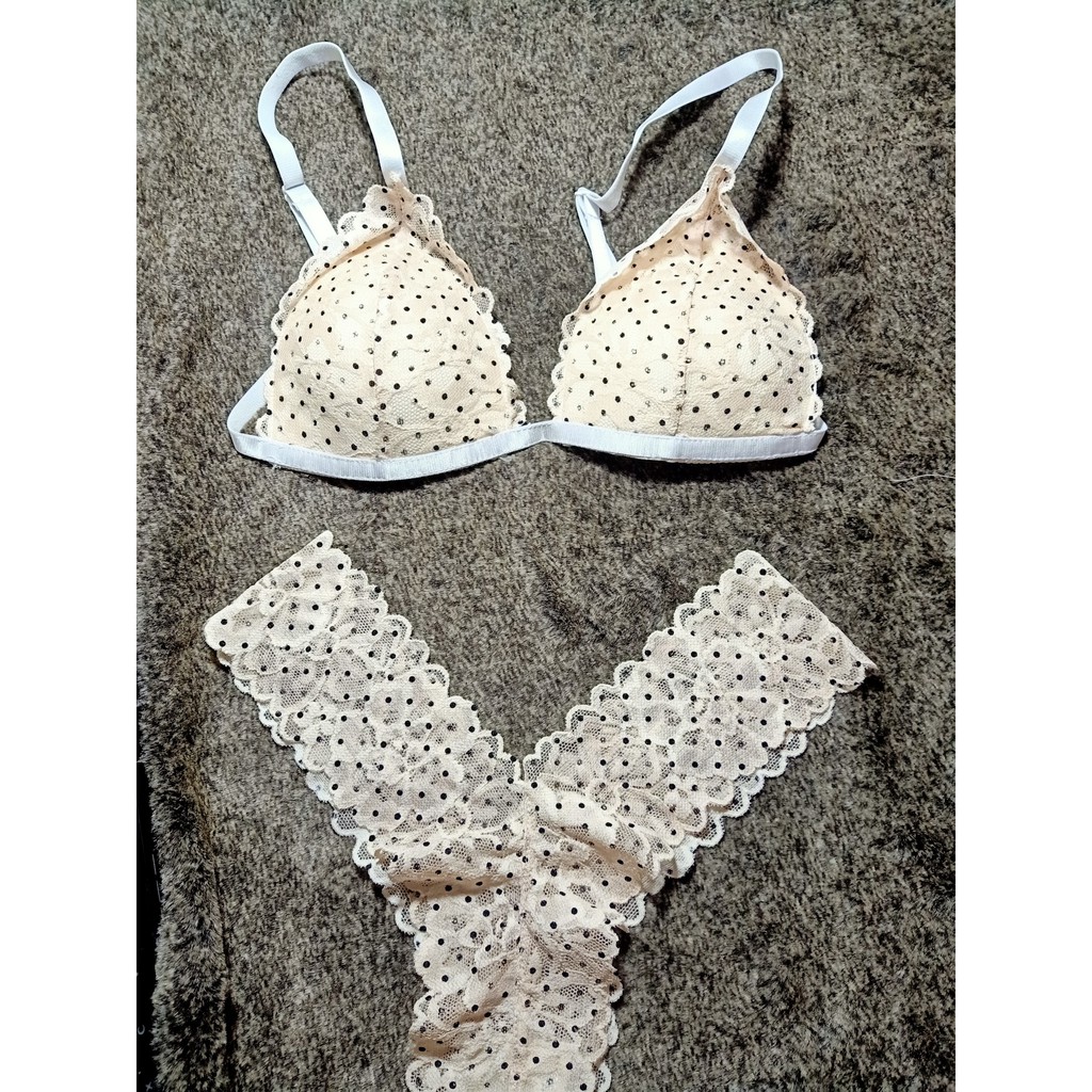 Bộ đồ lót hồng chấm bi quyến rũ👙 HOT TRENDS 2021👙 Đồ lót nữ thiết kế ngọt ngào sexy | BigBuy360 - bigbuy360.vn