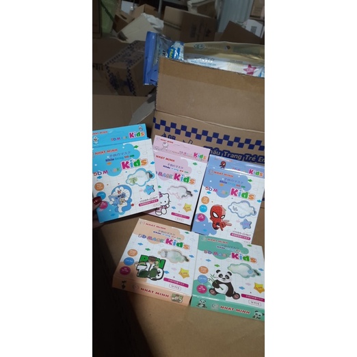 Hộp 10 khẩu trang 5D Mask kids Nhật Minh cho trẻ từ 6 tháng-3 tuổi khẩu trang 3 lớp kháng khuẩn tiện lợi an toàn cho bé