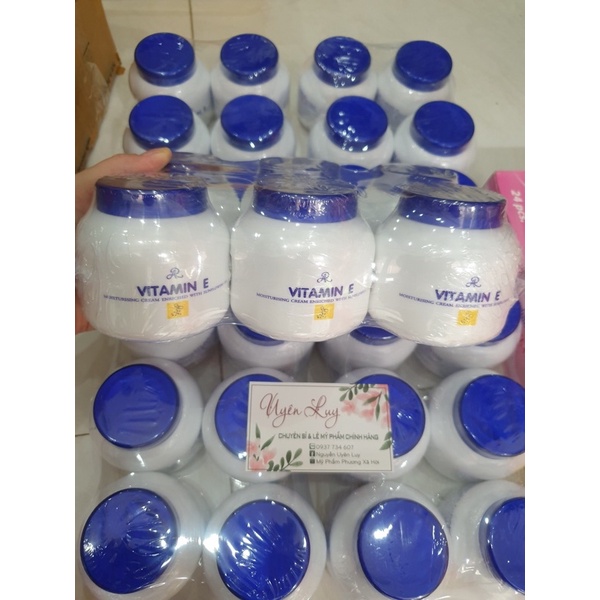Kem dưỡng ẩm Vitamin E Thái