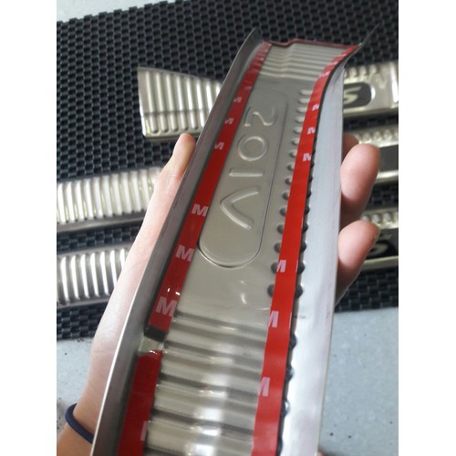 ỐP BẬC TRONG INOX THEO XE TOYOTA YARIS 2019