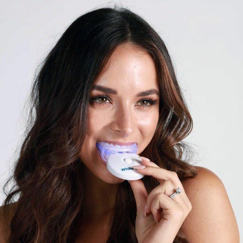 Bộ làm trắng răng White Glo Accelerator Blue Light của Úc