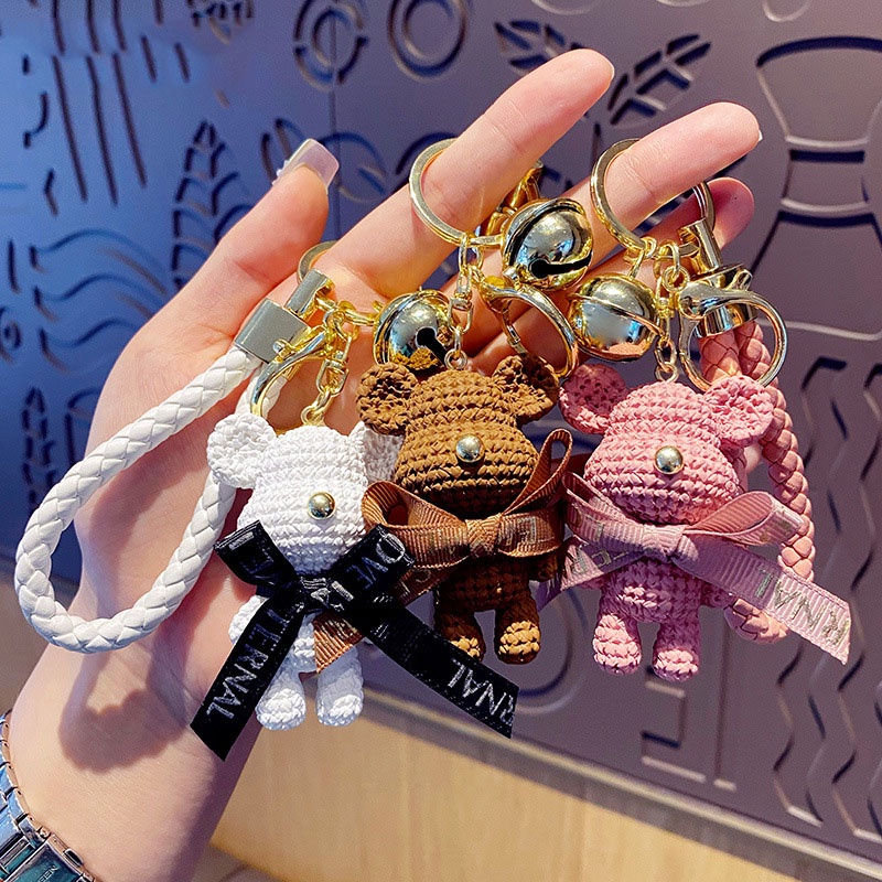 Móc khóa Bearbrick đeo nơ chất liệu PVC dây da nhiều màu sắc dễ thương trang trí balo túi xách, quà tặng bạn bè-Ráp