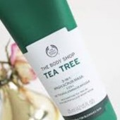 Sữa rửa mặt, mặt nạ tẩy da chết da mụn the body shop tea tree 3in1 wash scrub mask 125ml