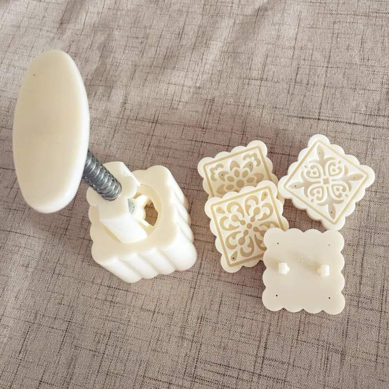 khuôn in làm bánh trung thu 50g,,,