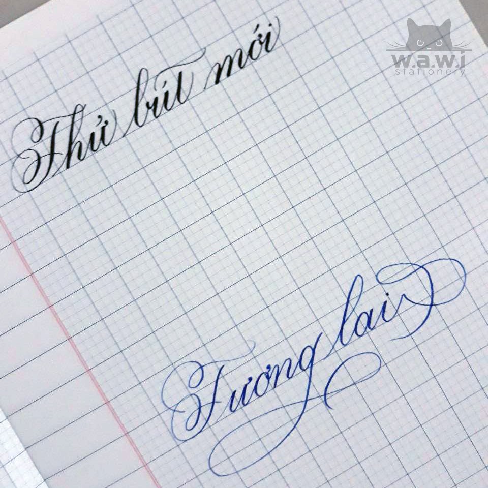 Bút máy luyện chữ Ong vàng , ngòi kim tinh mài êm cho bé