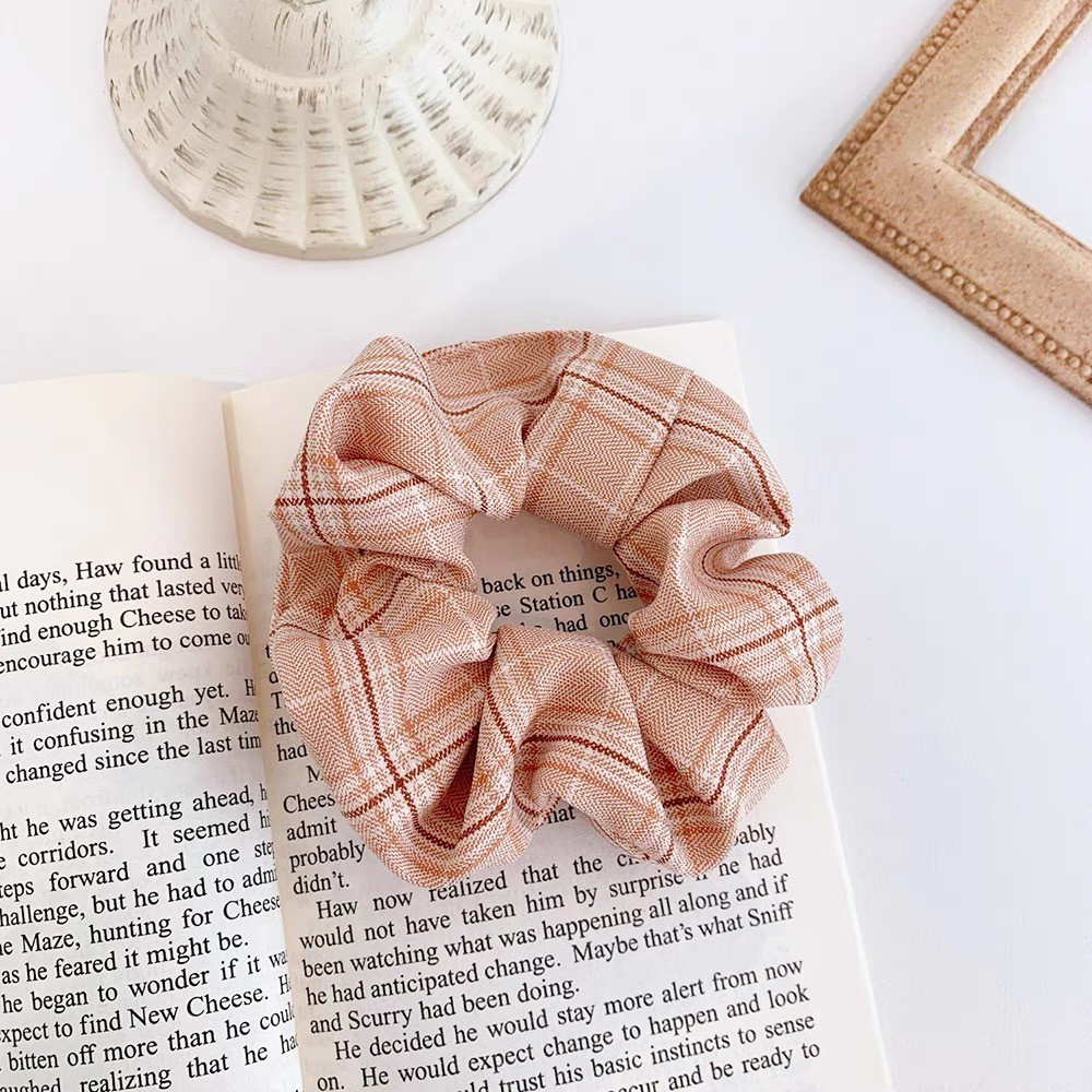 Cột tóc vải Scrunchies caro đáng yêu dễ thương vintage