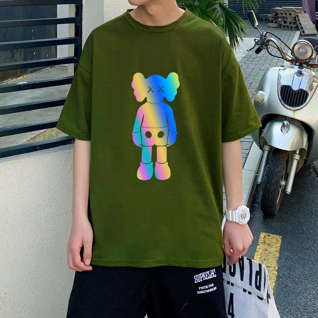 Áo Thun Unisex Basic Tee Phông Hình Phản Quang Kaws Nam Nữ Tay Lỡ Oversize Form Rộng 11 Màu