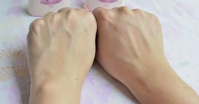 Dưỡng thể VASELINE 400ml Thái Lan